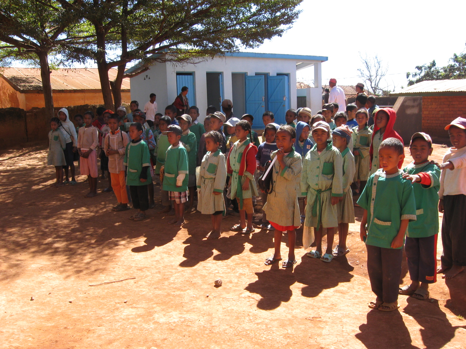 Latrines scolaires à Ampahimanga (madagascar) 