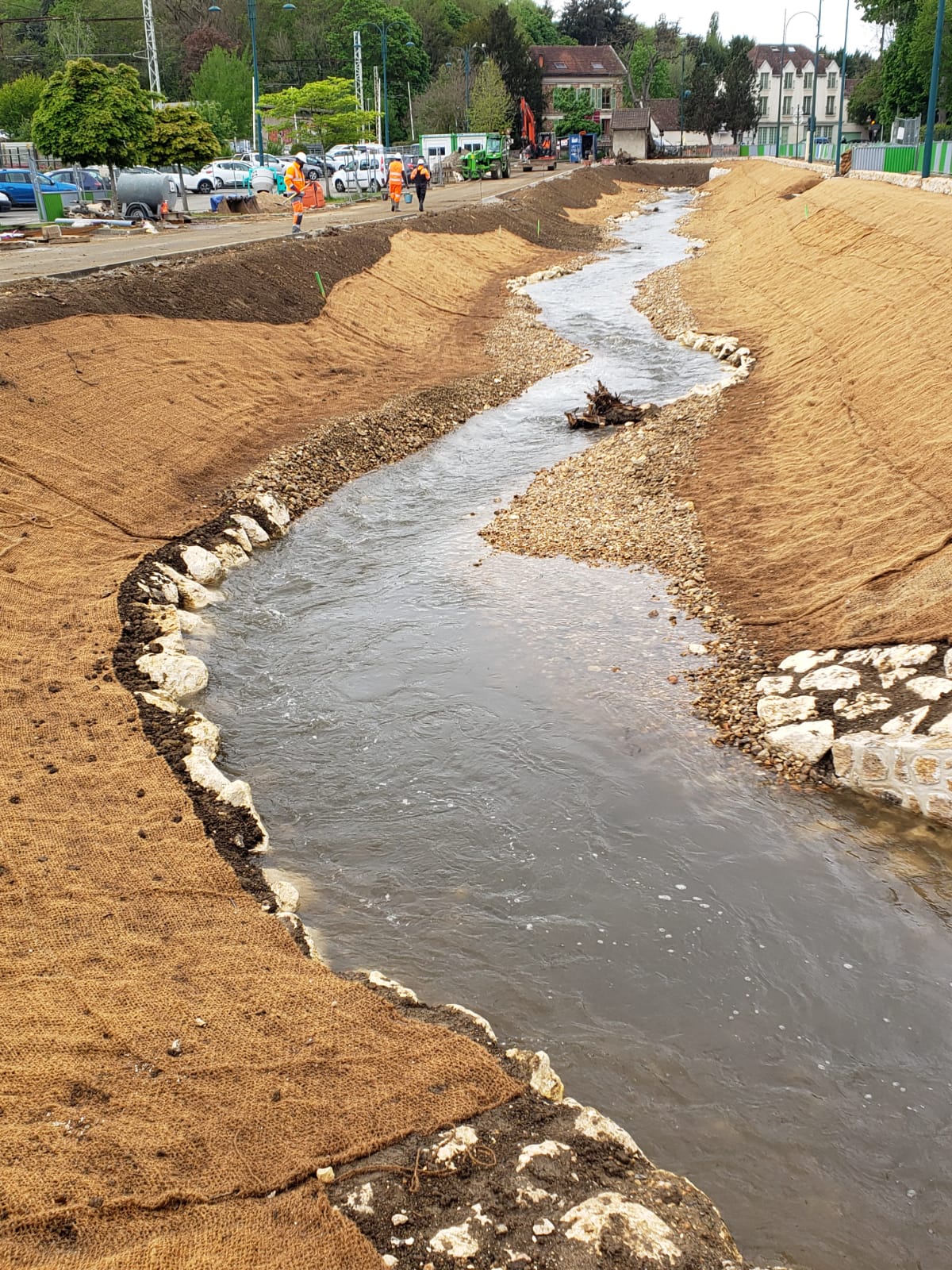 Rivière bievre à jouy en josas